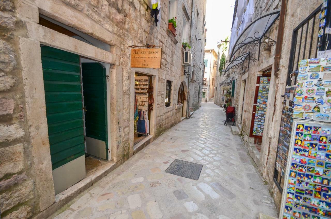 Portobello Old Town Котор Экстерьер фото